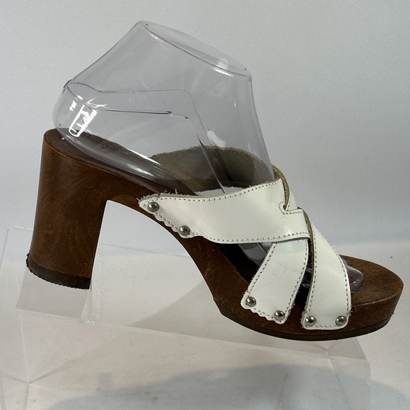 Vintage Candies Chunky Heel Wood Sandal Women's 9 White Leather Straps Studs Y2K - Picture 4 of 13